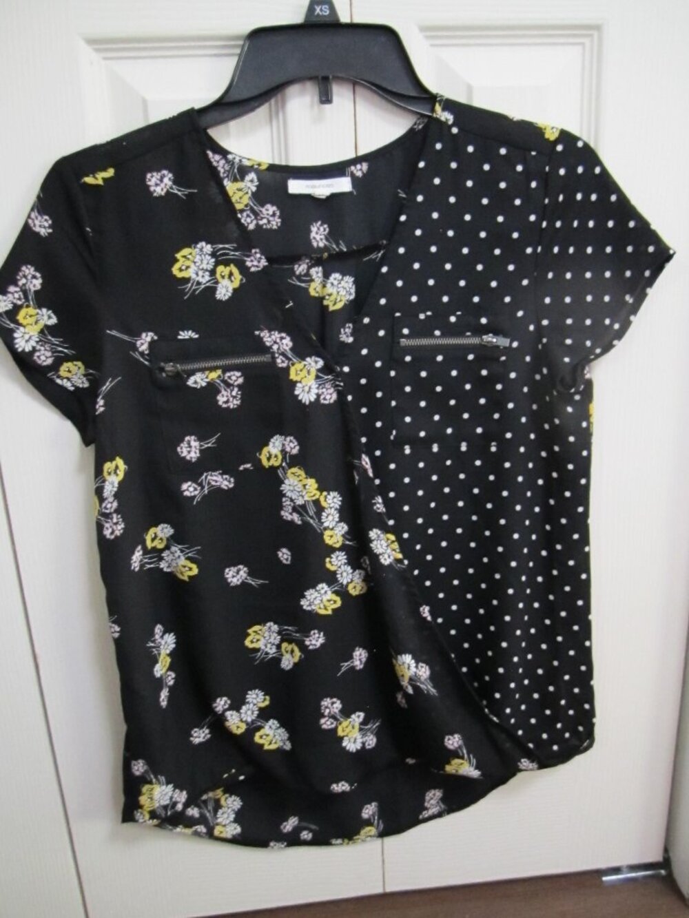 Maurices Black Floral & Polka Dot Short Sleeve Blouse